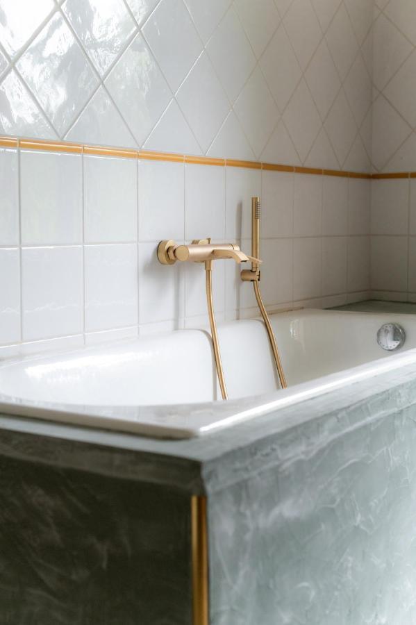 Chambres D'Hotes B&B - Chateau De Sienne Proche Avignon Orange Piscine Riviere Chusclan 외부 사진