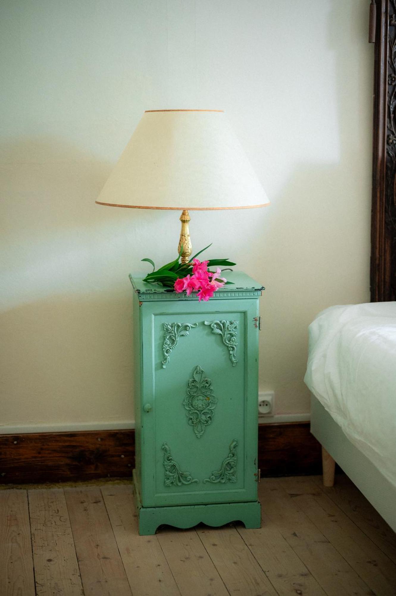 Chambres D'Hotes B&B - Chateau De Sienne Proche Avignon Orange Piscine Riviere Chusclan 외부 사진