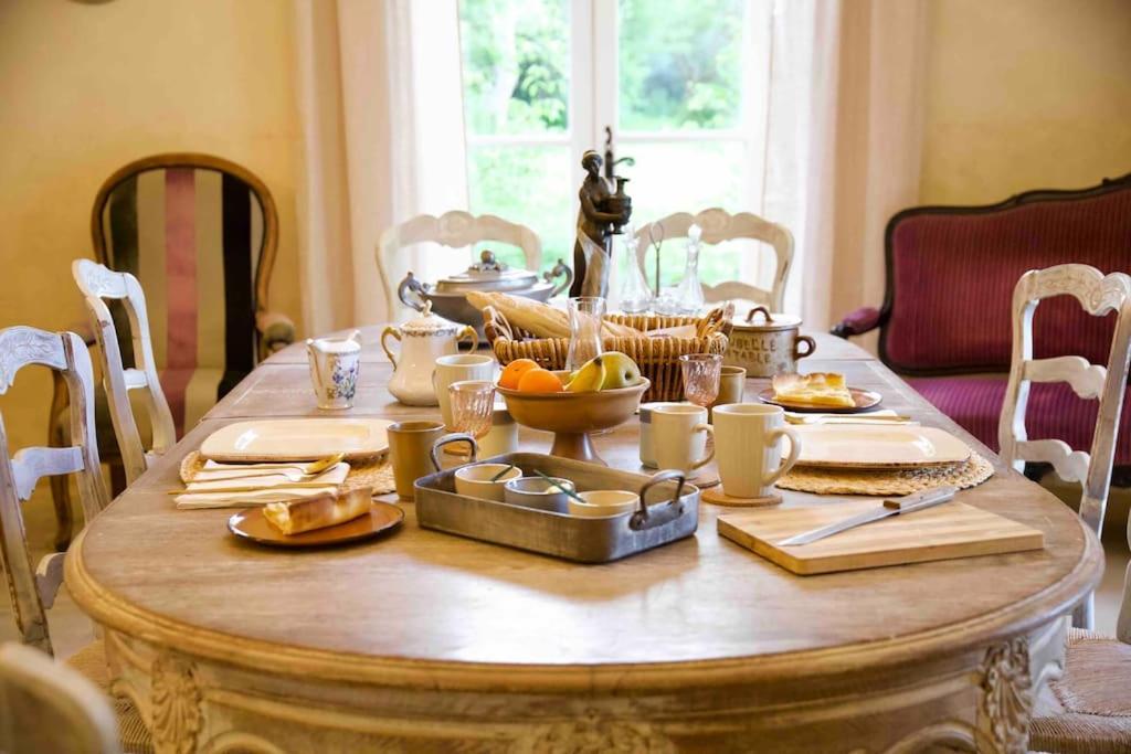 Chambres D'Hotes B&B - Chateau De Sienne Proche Avignon Orange Piscine Riviere Chusclan 외부 사진