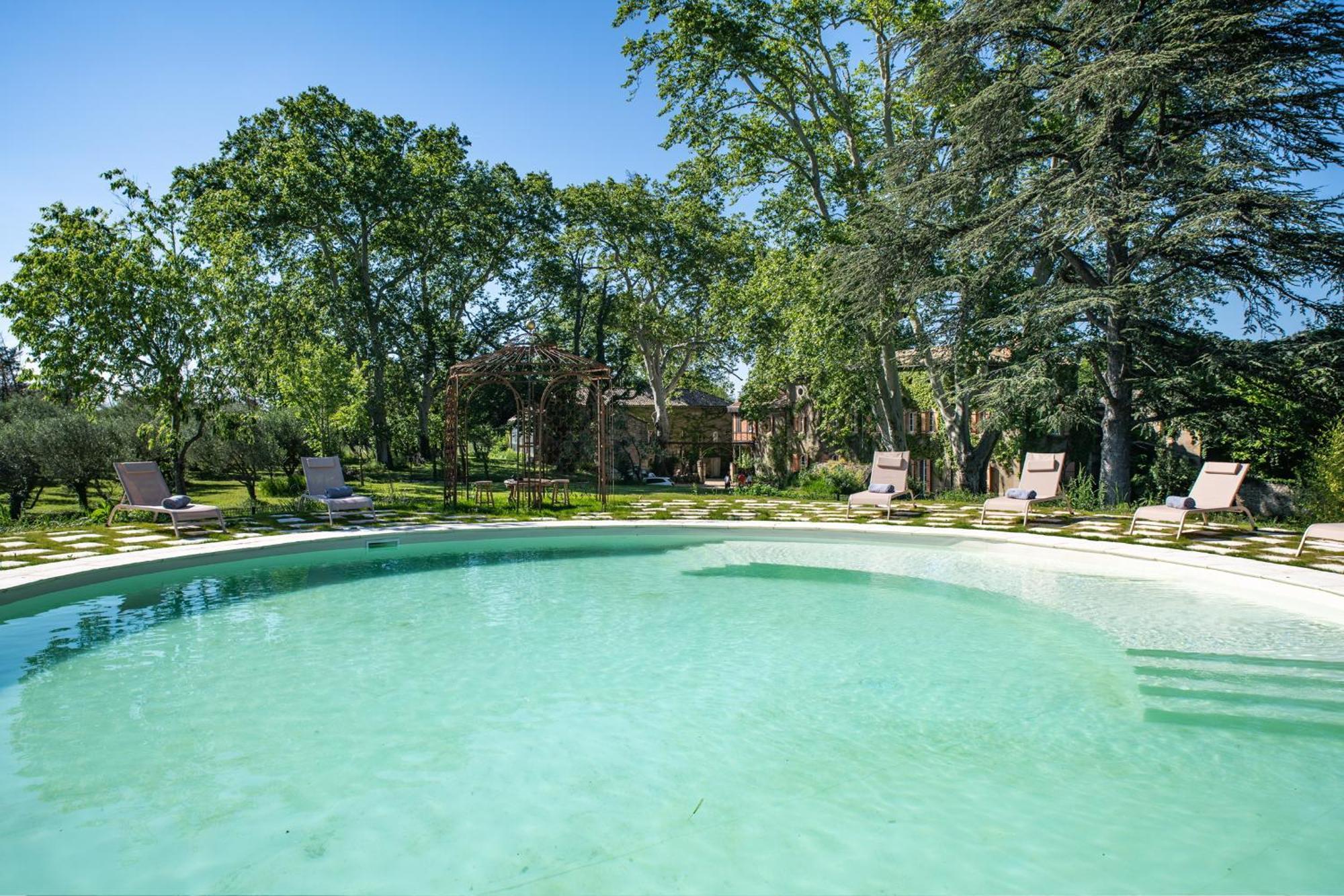 Chambres D'Hotes B&B - Chateau De Sienne Proche Avignon Orange Piscine Riviere Chusclan 외부 사진
